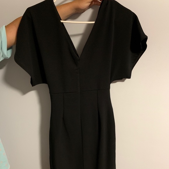 Boohoo size 4 midi dress with twist front - Picture 3 of 4